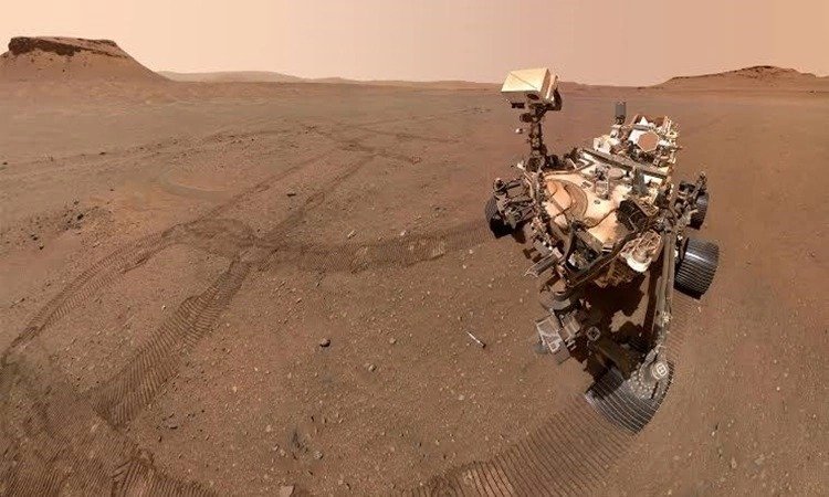 Robot NASA lập kỷ lục di chuyển xa nhất trên Sao Hỏa